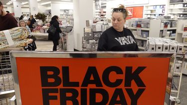 El Black Friday en EEUU ensombrecido por persistente inflación