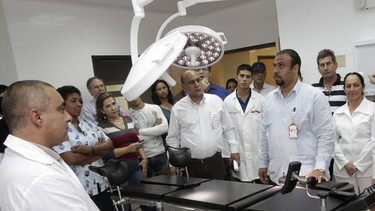 Deserciones masivas de médicos cubanos en Venezuela