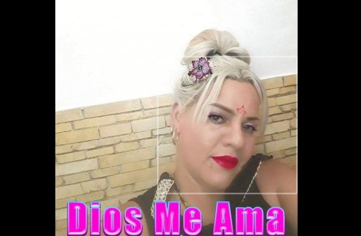 Marlin Leliebre, de 34 años, una de las cubanas que se lanzaron al mar en una balsa y fueron rescatadas este lunes. 