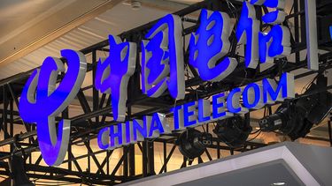 washington expulsa de eeuu a una operadora movil china