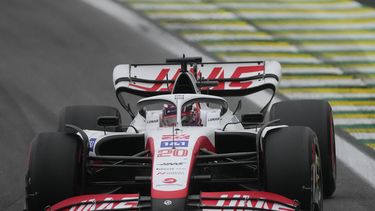 Magnussen sorprende con 1ra pole para sprint de GP de Brasil