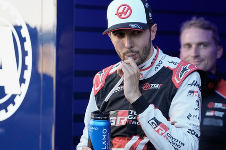 El piloto Esteban Ocon del equipo Haas durante la clasificación del Gran Premio de España, el sábado 12 de septiembre de 2026, en Madrid. (AP Foto/Bernat Armangue)