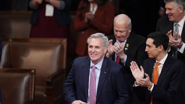 mccarthy ofrece acuerdo para resolver paralisis en congreso