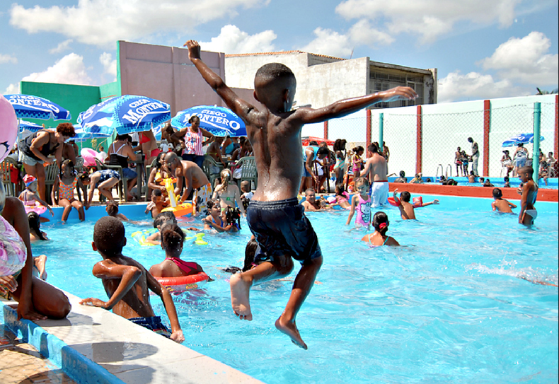 Circulos Sociales Cuba