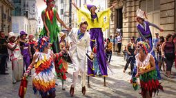 conan obrien lleva su programa a cuba