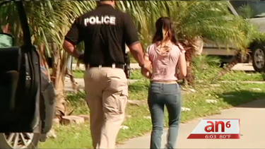 Intento de robo en tranquilo vecindario de Hialeah Gardens termina en persecución policial