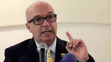 simonovis dejo en evidencia a padrino al recordarle quien combatia el hampa en primera linea