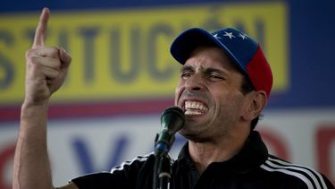 Capriles desestima anuncio de demanda de Maduro