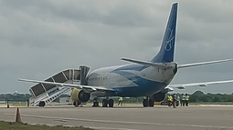 llega a cuba desde miami el septimo vuelo de deportacion con 27 cubanos