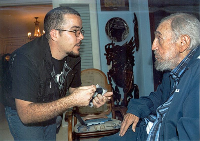 fIDEL cASTRO feu 7