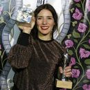 ARCHIVO - La directora mexicana Lila Avilés posa tras ganar el premio a mejor largometraje mexicano por La camarista en el Festival Internacional de Cine de Morelia, en Morelia, México, el 26 de octubre de 2018. Totem de Avilés es la apuesta para los Oscar de 2024 anunció la Academia Mexicana de Artes y Ciencias Cinematográficas el 28 de septiembre de 2023. (Foto AP/Berenice Bautista, archivo)