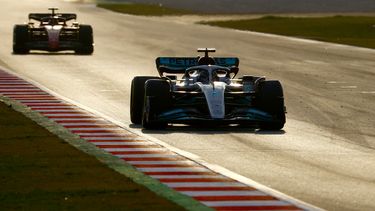 Hamilton no luce muy optimista en último día de pruebas
