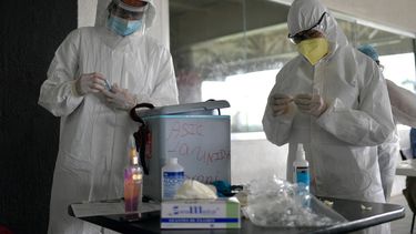 argentina supera los 53.000 fallecidos por la covid-19