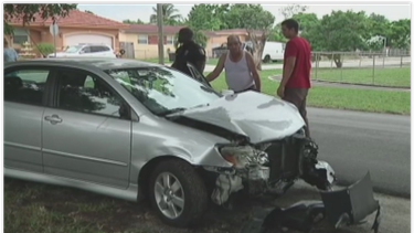americateve | ANCIANO ACCIDENTE EN HIALEAH.PNG