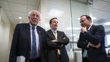 Senado aprueba poner fin a apoyo de EEUU a guerra en Yemen