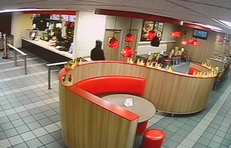 HOMBRE PINECREST.png