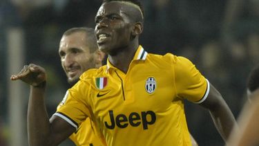 americateve | El jugador de la Juventus, Paul Pogba, festeja un gol contra Parma por la Serie A el s&aacute;bado, 2 de noviembre de 2013, en Parma, Italia. (AP Photo/Marco Vasini)