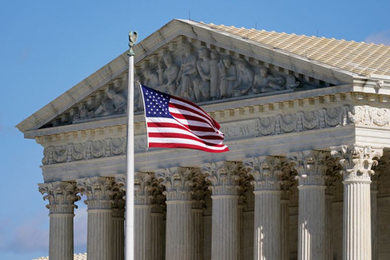 La sede de la Corte Suprema de Estados Unidos en Washington el 2 de noviembre del 2020. (AP foto/ Patrick Semansky)