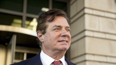 Manafort regresa a corte a responder por mentiras