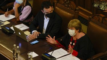 Bachelet visita la Convención Constitucional chilena