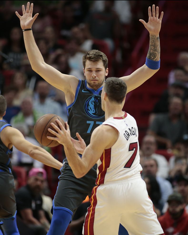 DEP-BAS_MAVERICKS-HEAT-0.jpg