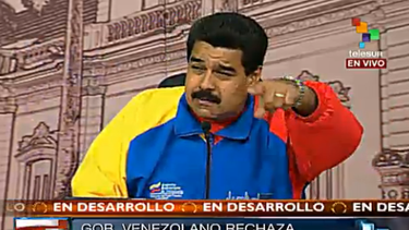 americateve | Nicolás Maduro anunció el domingo que ordenó la expulsión de tres funcionarios consulares estadounidenses, por supuestas actividades irregulares en las universidades.