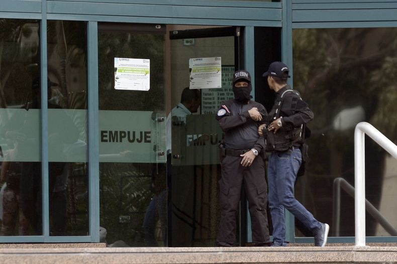 AMS-GEN_VENEZUELA-POLICIA_OPOSICION-0.jpg