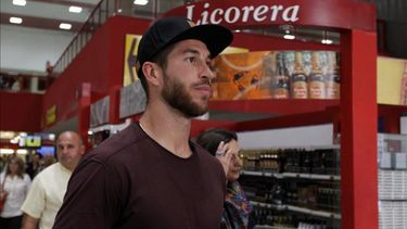 la estrella del real madrid, sergio ramos, visita la habana