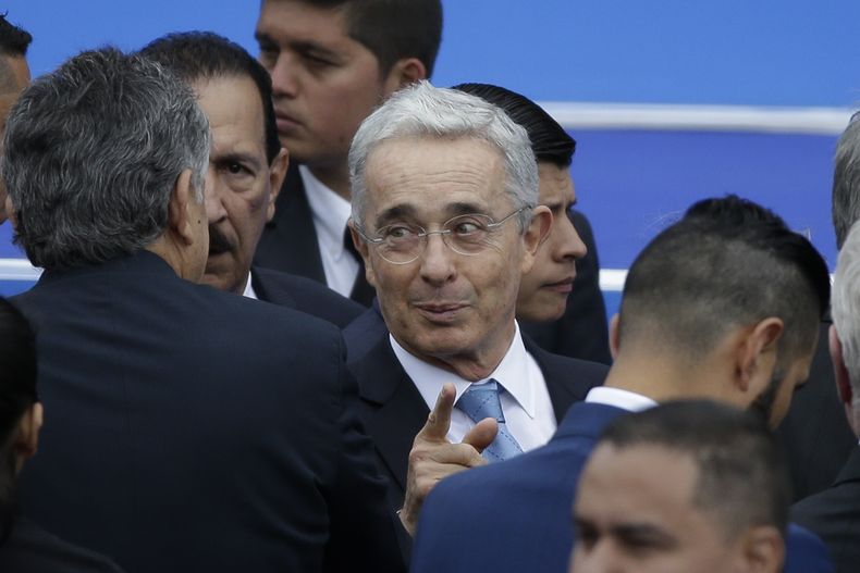 AMS-GEN COLOMBIA-REUNIÓN URIBE PETRO