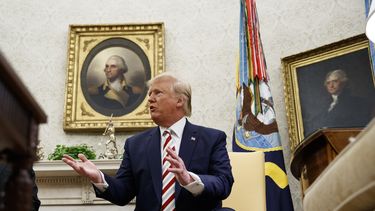 Trump y Maduro reconocen diálogo entre EEUU y Venezuela