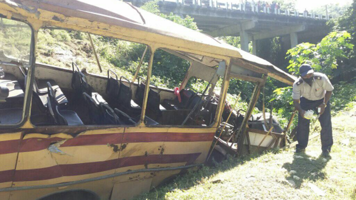 Un Fallecido Y 26 Heridos Deja Un Nuevo Accidente En Santiago De Cuba