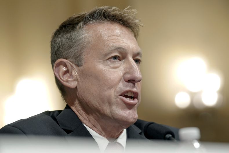 ARCHIVO - El exjefe de la Patrulla Fronteriza de Estados Unidos, Rodney Scott, testifica durante una audiencia del Comité de Seguridad Nacional de la Cámara de Representantes, el 14 de junio de 2023, en el Capitolio, en Washington. (Foto AP /Mariam Zuhaib, Archivo)