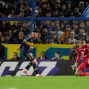 Miguel Merentiel, de Boca Juniors de Argentina, anota ante OHiggins de Chile, durante un partido de la Copa Sudamericana en Buenos Aires, el jueves 23 de julio de 2026 (AP Foto/Gustavo Garello)