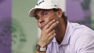 Nadal se va de Wimbledon herido, como Federer en 2021
