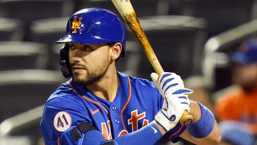 Fuente AP: Michael Conforto firma por 2 años con Gigantes