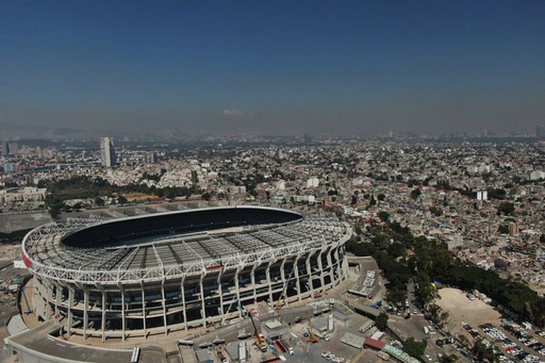 ARCHIVO - Vista del Estadio Azteca de la Ciudad de México, sede del partido inaugural del Mundial, el 3 de marzo de 2026. (AP Foto/Fernando Llano)