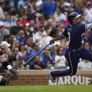 El dominicano Christopher Morel, de los Cachorros de Chicago, conecta un jonrón en la tercera entrada del partido ante los Orioles de Baltimore, el viernes 16 de junio de 2023, en Chicago. (AP Foto/Erin Hooley)