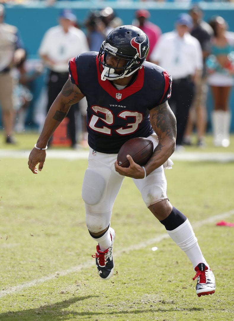 DEP-NFL_DOLPHINS-FOSTER-0.jpg
