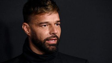 Dennis Sánchez Martin solicita imposición de fianza a Ricky Martin