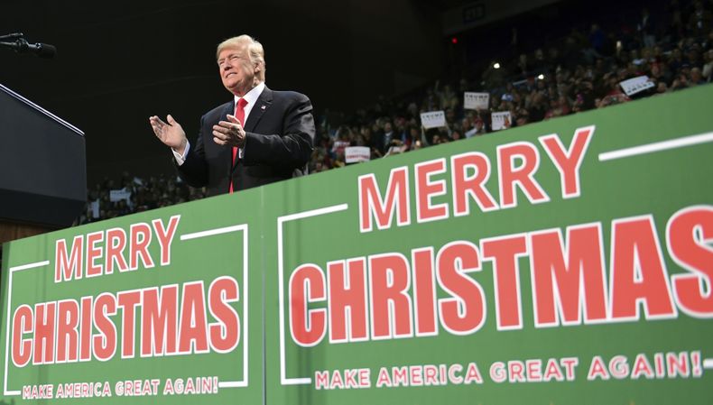 AMN-GEN_TRUMP-NAVIDAD-0.jpg