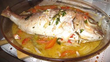 El pargo era el pescado preferido de los cubanos. En la foto receta de pargo relleno (archivo)