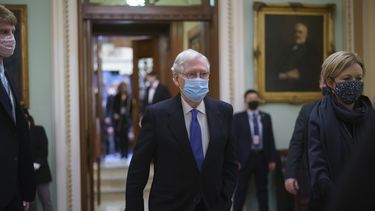 McConnell quiere demorar juicio a Trump hasta febrero