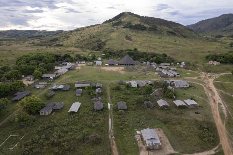 Minería ilegal en Brasil agudiza divisiones entre indígenas