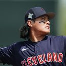 Guardianes canjean a Yu Chang a Piratas por efectivo