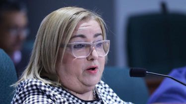 lourdes ramos exige sus derechos como empleada publica