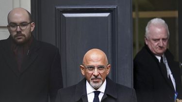 abren pesquisa a presidente de partido conservador britanico