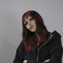 La música mexicana Bruses posa para un retrato para promocionar su álbum, Desde el coma, el 21 de agosto de 2025, en la Ciudad de México. (Foto AP/Berenice Bautista)