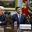 Trump responde con tuits a críticas de exlegislador