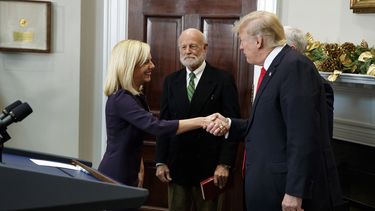 Trump se jacta de una disminución en la inmigración ilegal