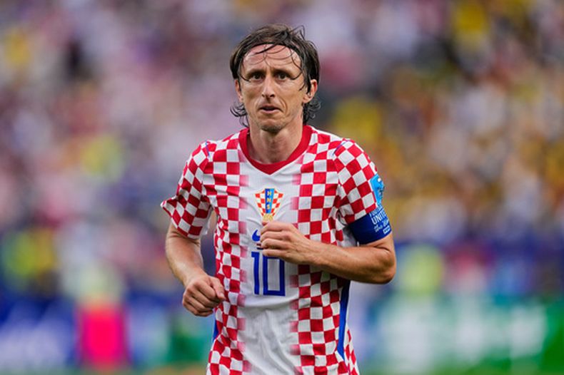 El capitán croata Luka Modric (10) durante el partido del Mundial contra Ghana, el sábado 27 de junio de 2026, en Filadelfia. (AP Foto/Petr David Josek)